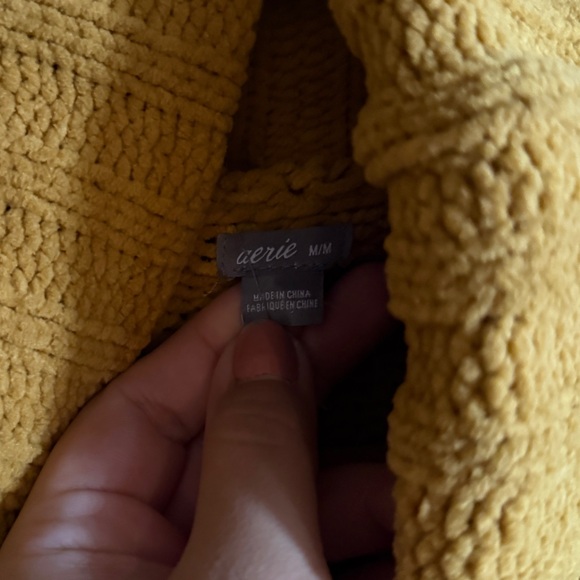 NWT Aerie Chenille Sunset Oversized Turtleneck Sweater in Mustard Yellow size M - Picture 4 of 5